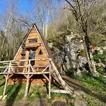 Alpehytte En Ariege Insolite Avec Vue Montagne, Calme, Nature Et Ciel Etoile Massat