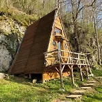Alpehytte En Ariege Insolite Avec Vue Montagne, Calme, Nature Et Ciel Etoile