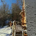 En Ariege Insolite Avec Vue Montagne, Calme, Nature Et Ciel Etoile Alpehytte Massat
