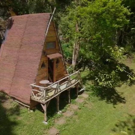 En Ariege Insolite Avec Vue Montagne, Calme, Nature Et Ciel Etoile Chalet *