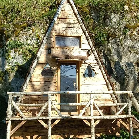 D'tente Sky En Ariege Insolite Avec Vue Montagne, Calme, Nature Et Ciel Etoile Dağ evi Massat